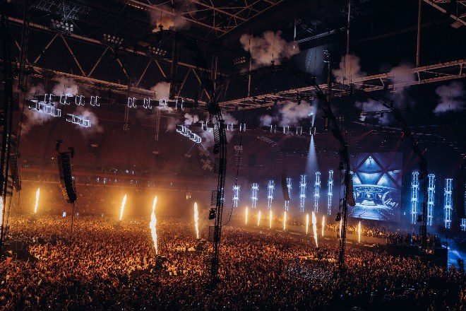 Verknipt hosts 40,000-strong crowd in Amsterdam for "biggest hard techno event ever"