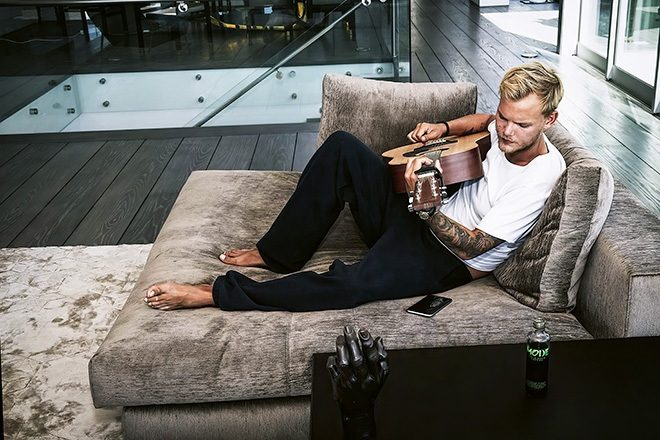 ​Avicii’s music gear fetches $700,000 at auction for mental health charity