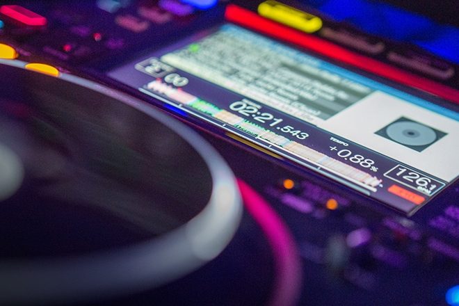 DJs worldwide: you’re in with a chance of winning $1,000 in this DJ competition