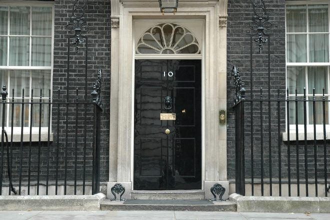 1.2 million sign up for "Christmas Rave at Downing Street"