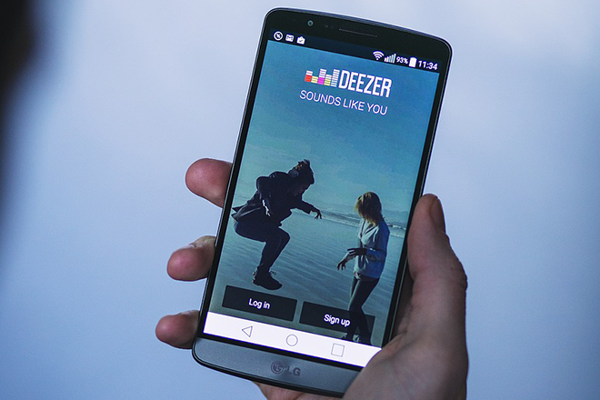​Streaming service Deezer to ‘detect and delete’ artist-mimicking AI tracks