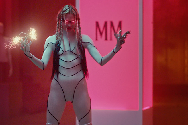 Grimes fights Bella Poarch in new music video ‘Dolls’