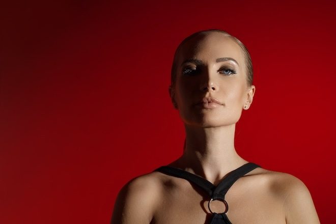 Yulia Niko shares debut album, 'TWINSOUL'