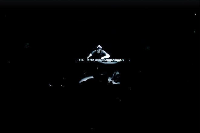 Eric Prydz shares footage from within his EPIC 4.0 cube