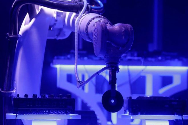 A robotic DJ arm has been playing at a nightclub in Prague