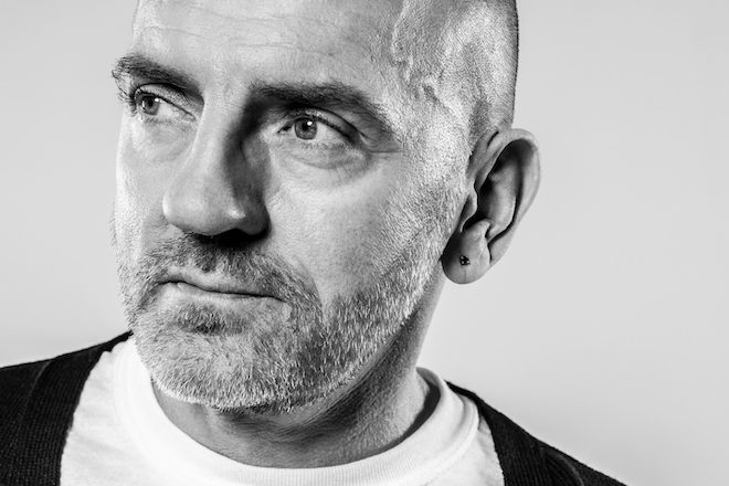 Sven Väth shows us what he used to play with his new record