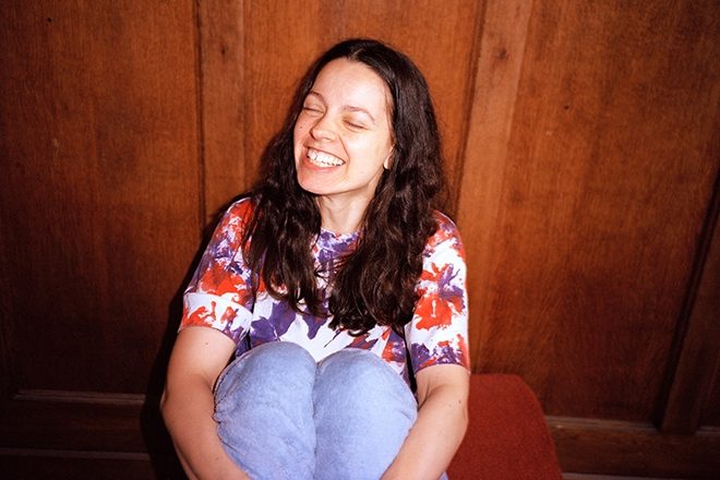 Tirzah shares new track 'Sink in'