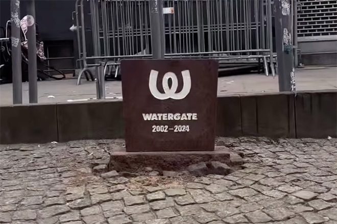 ​Gravestone honouring shuttered Berlin club Watergate placed outside venue