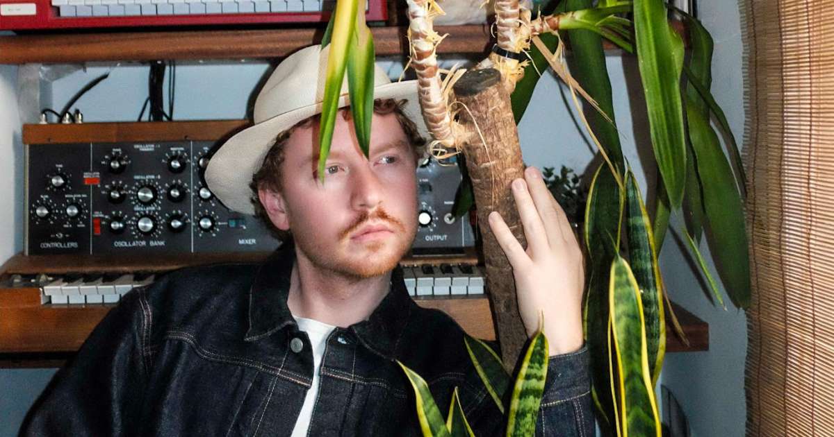 ​Julio Bashmore makes Classic Music Company debut with new track ‘Sprungboard’