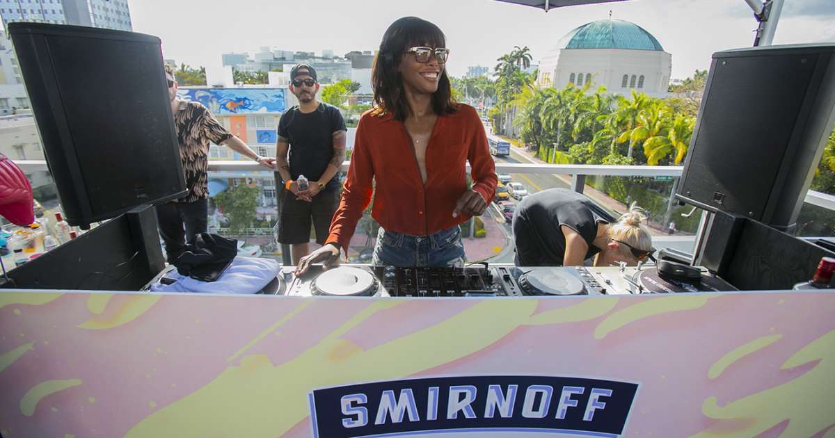 Snapped: Smirnoff Sound Collective Miami 2016 - - Mixmag