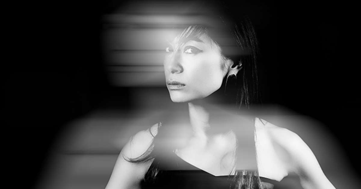 Watch techno artist Kyoka make music from her own brainwaves