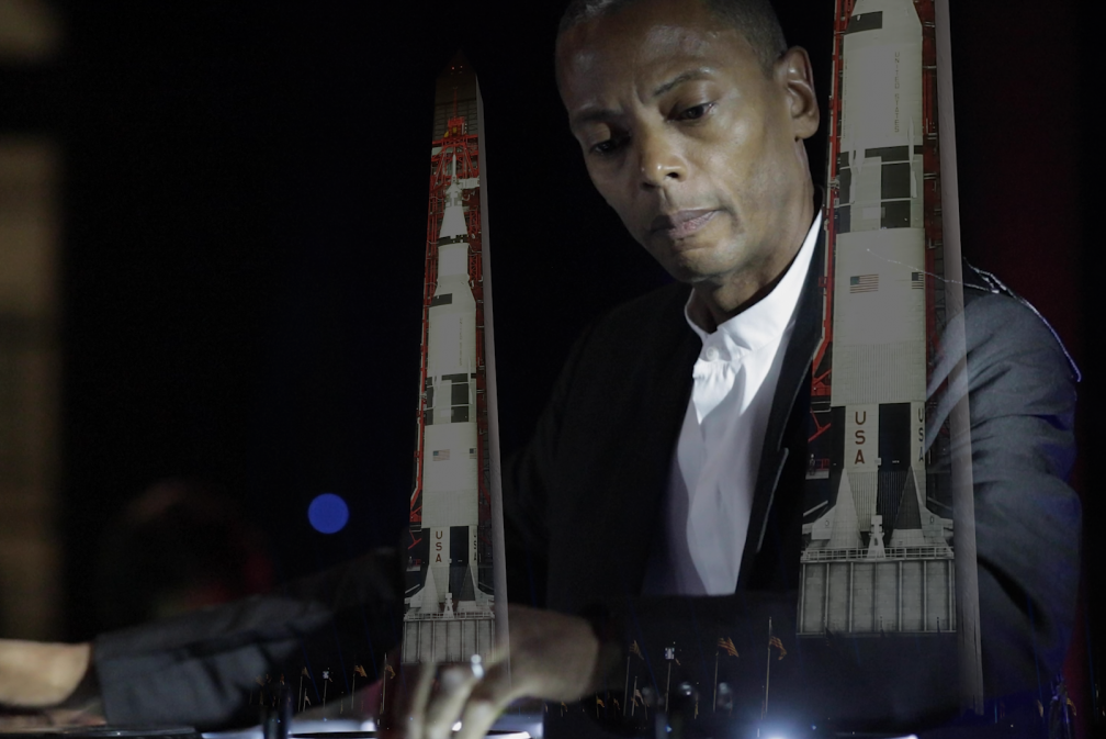 Watch Jeff Mills perform a rare live set in Washington DC - Live