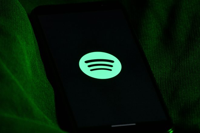 UK committee calls for "complete reset" on music streaming industry